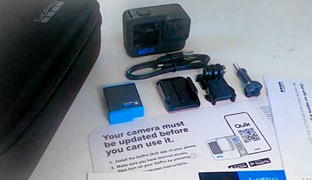 gopro-hero-10-inside-the-box